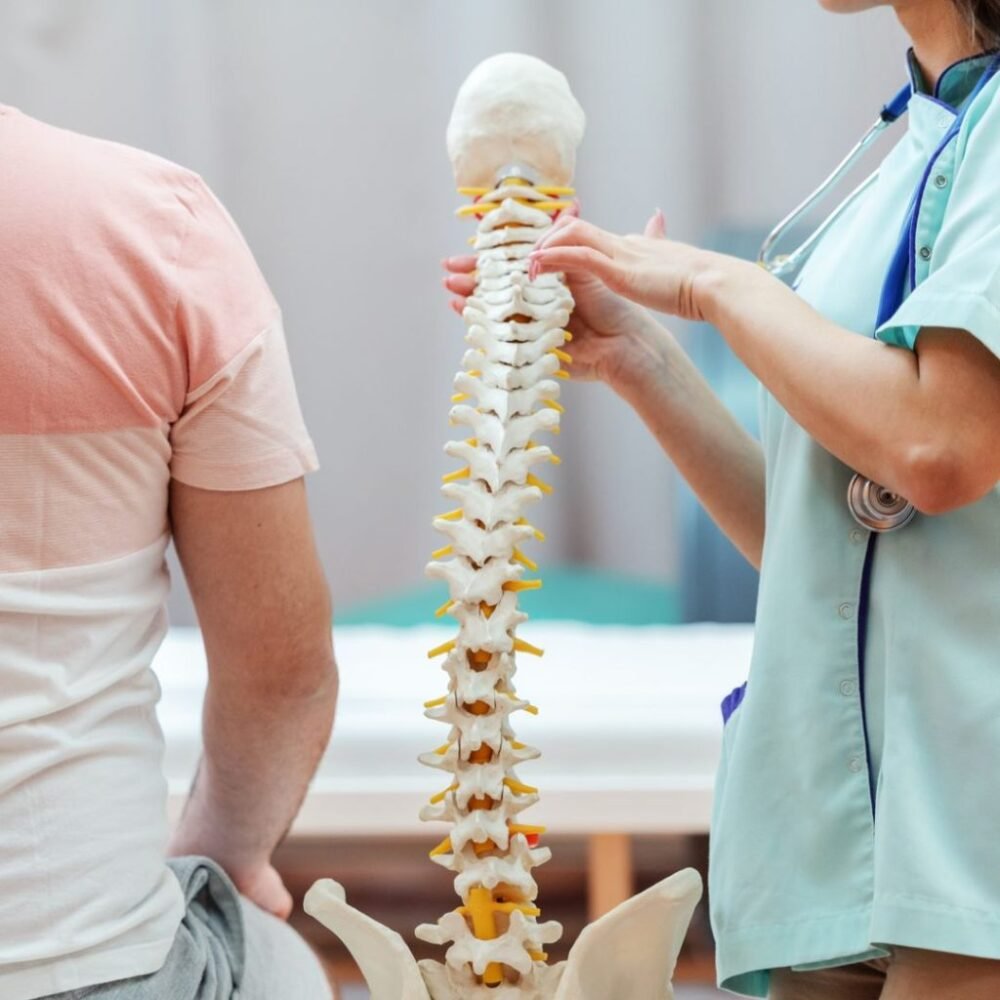 spine and slip disc specialist in chandrapur.
